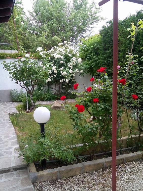 Guest House By The Captain Varna Luaran gambar