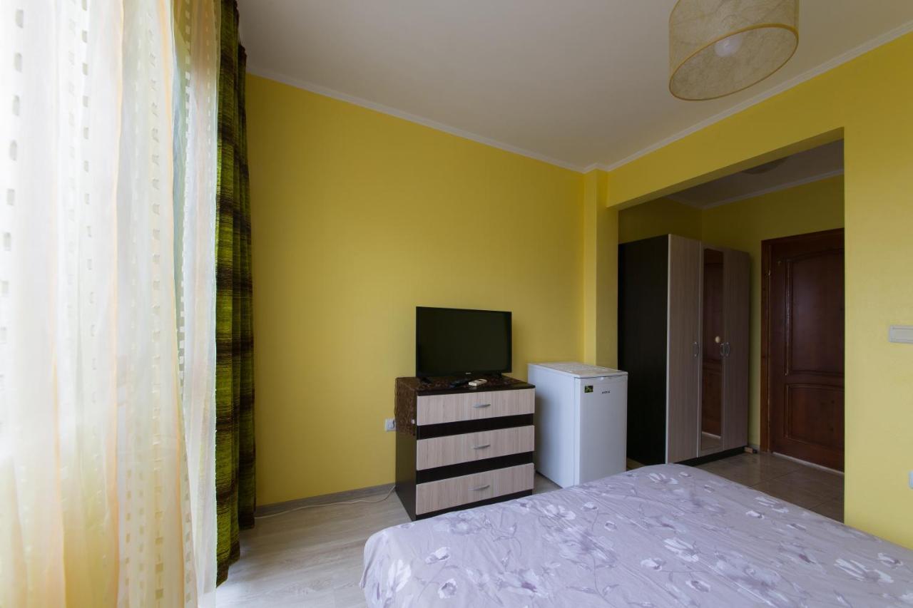 Guest House By The Captain Varna Luaran gambar
